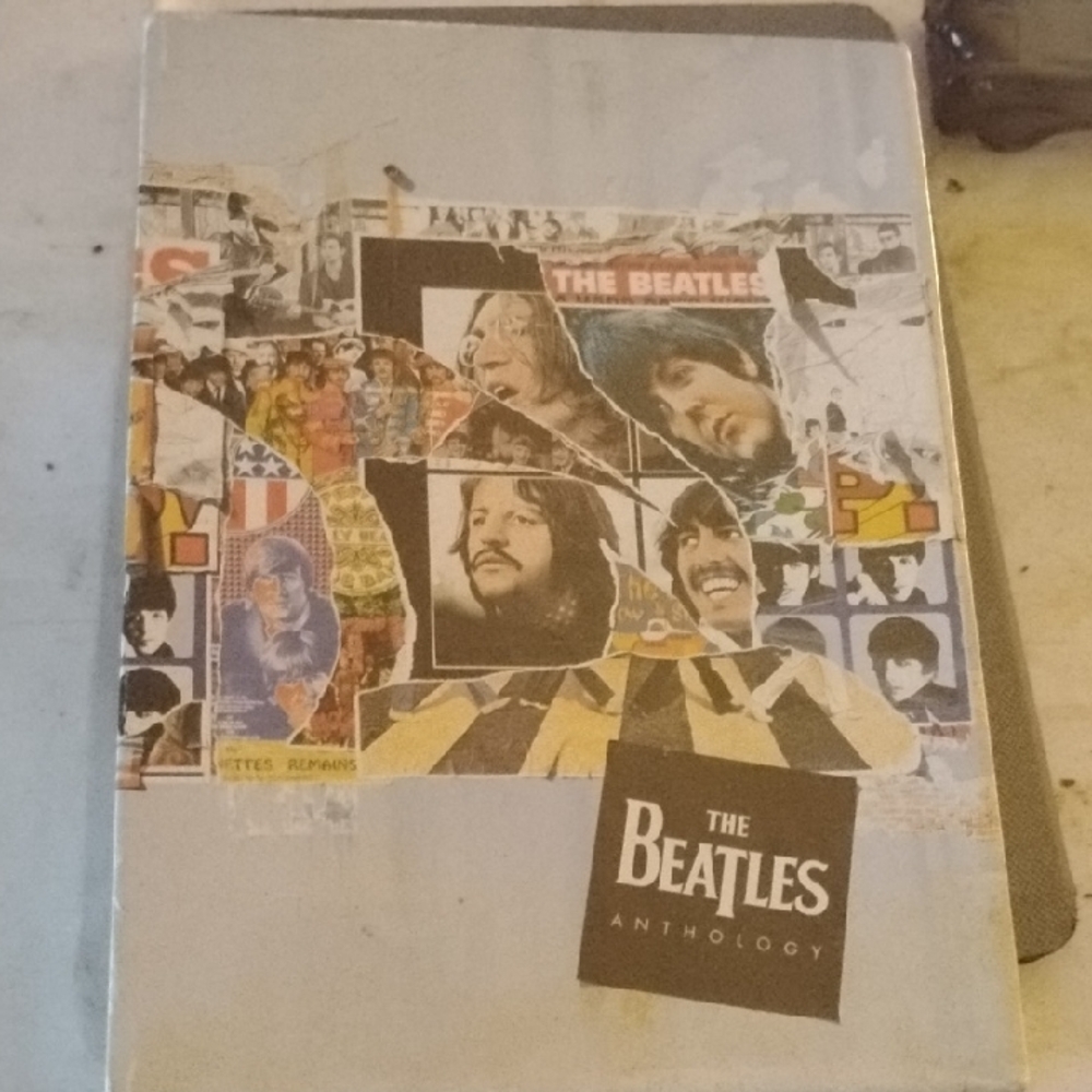 The Beatles Anthology Bookof DVDs